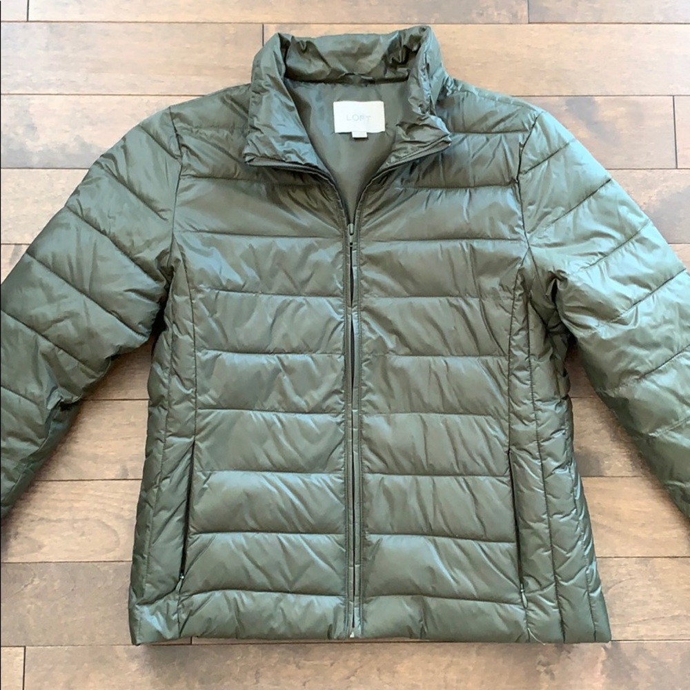 Thin puff jacket